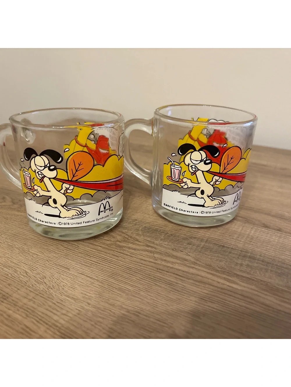 Lot of2- Vintage1978 McDonalds Jim Davis Garfield glasses/